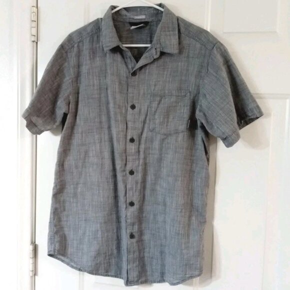 Columbia Sportswear Men's Medium Gray Short Sleeve Button Down Shirt 100% Cotton - Picture 1 of 7